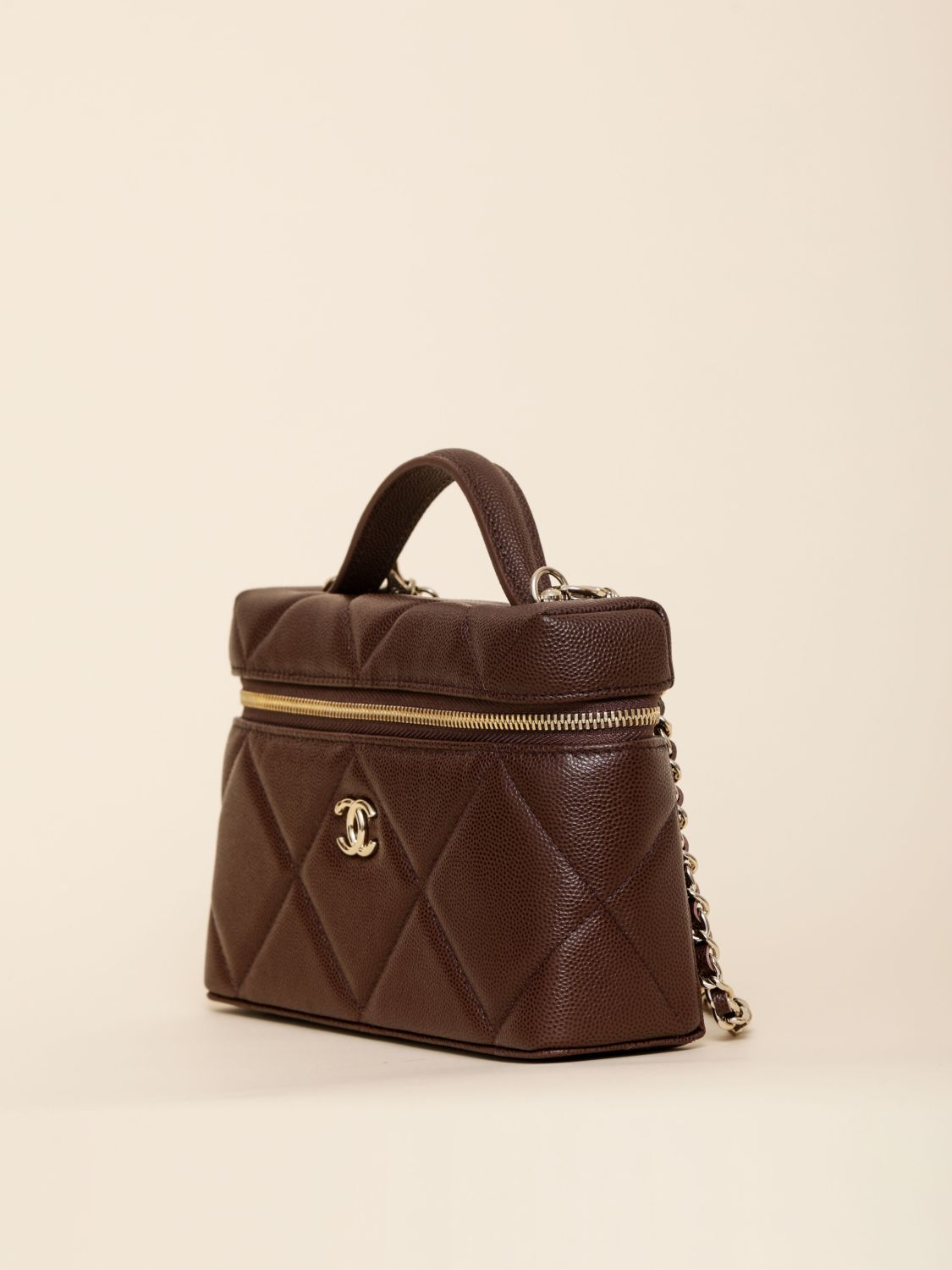 Chanel Chain Dressing Table Grained Shiny Calfskin with Gold Metal Dark Brown Fashion #332778