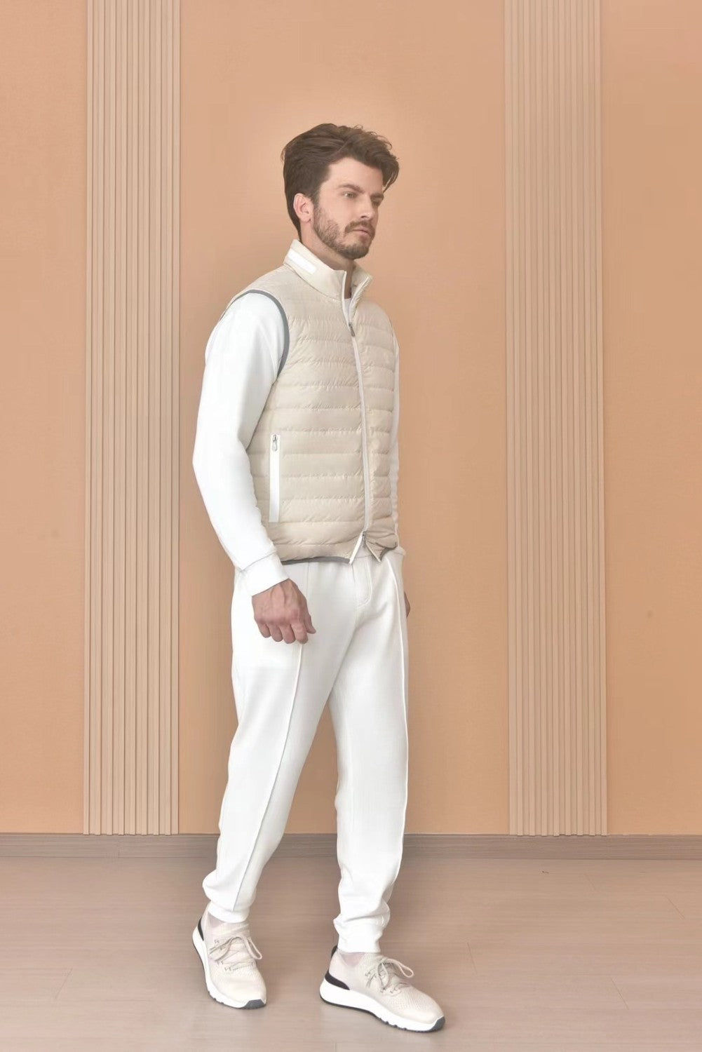 Brunello Cucinelli Men's Logo Embroidered High Neck Zipper Solid Color Fitted Straight Sleeveless Down Vest Ngvp #9665