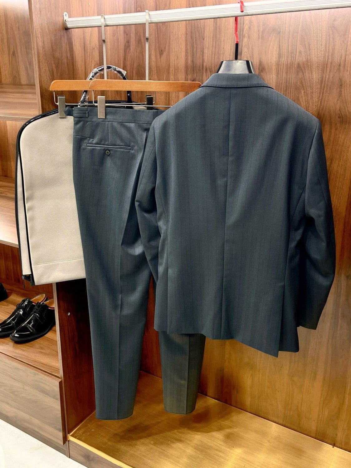 Louis Vuitton Men's Fall And Winter Business High-end Tide Wool Blazer Tops Wedding Suit Casual Pants Dark Stripe Suit Set Suit Set Ngvp #2442