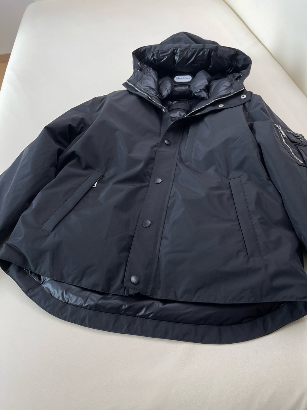 Prada Men's Fall/winter Fashion Casual Solid Color Hooded Zipper Single Button Windproof Down Jacket #79565