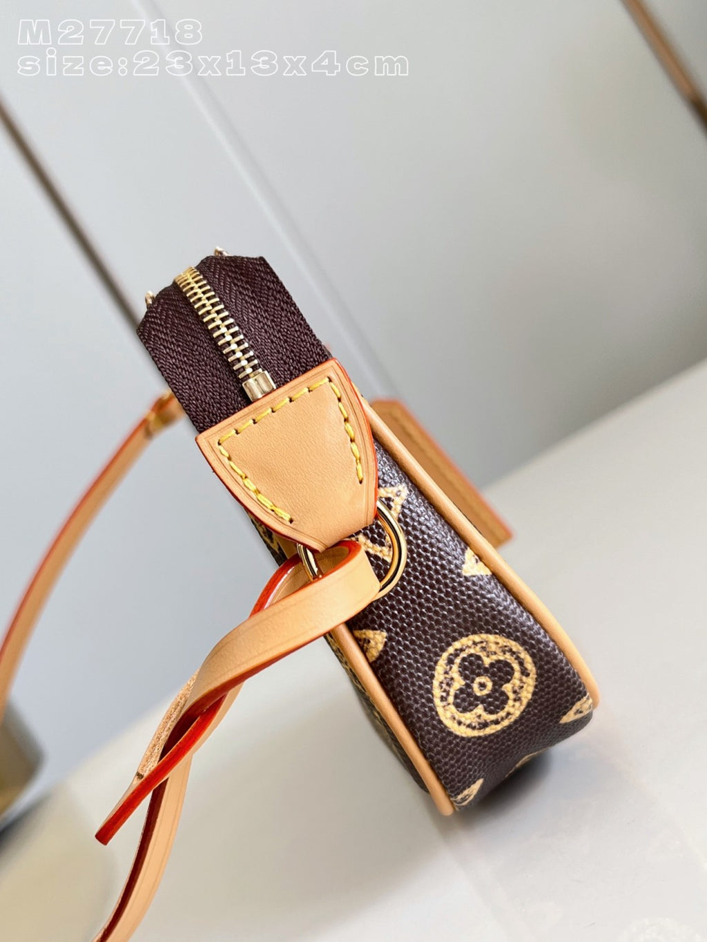 LOUIS VUITTON Pochette Accessoires Monogram Canvas Bags M27718 #377233