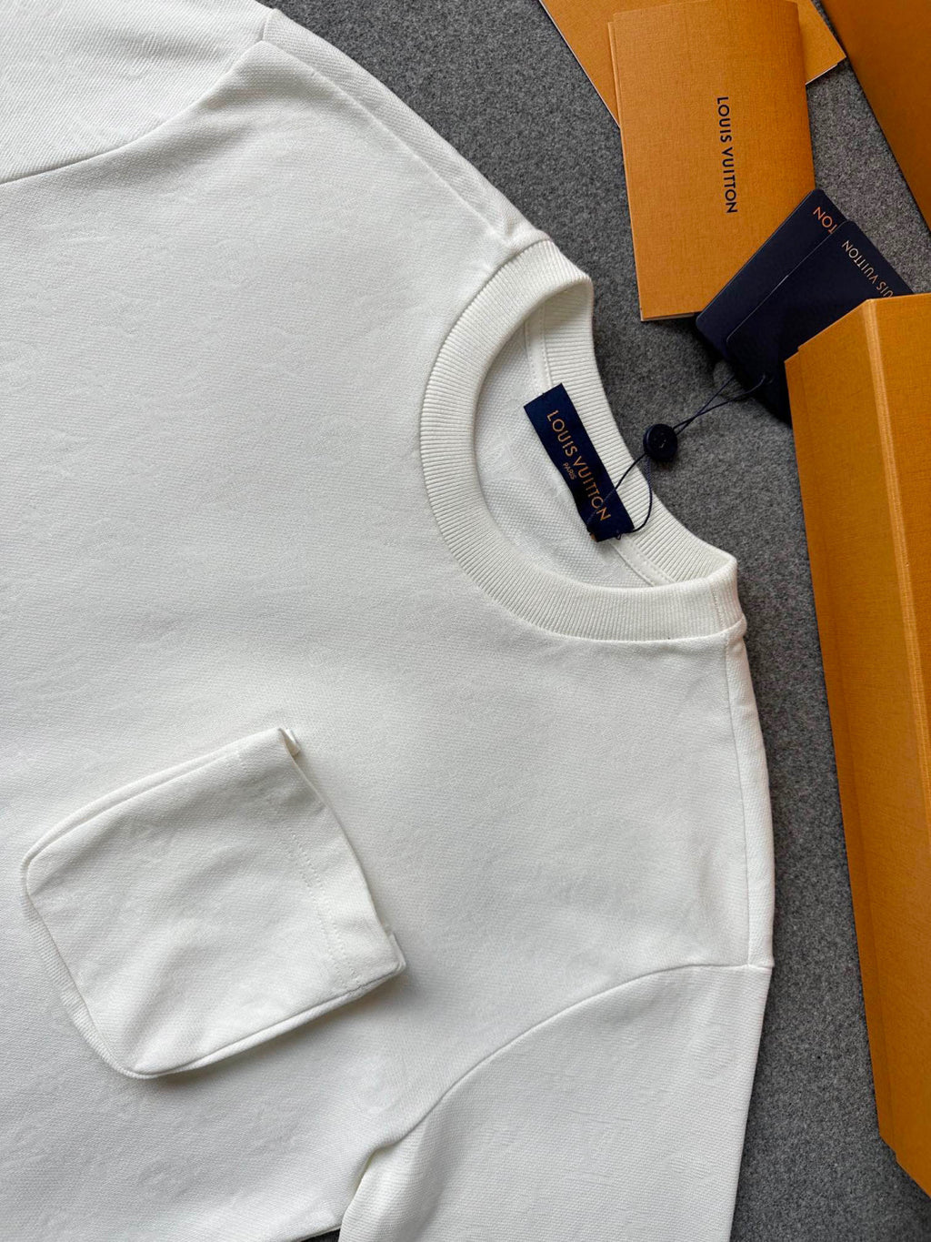 Louis Vuitton Cotton Pocket Short Sleeve T-Shirt #96181