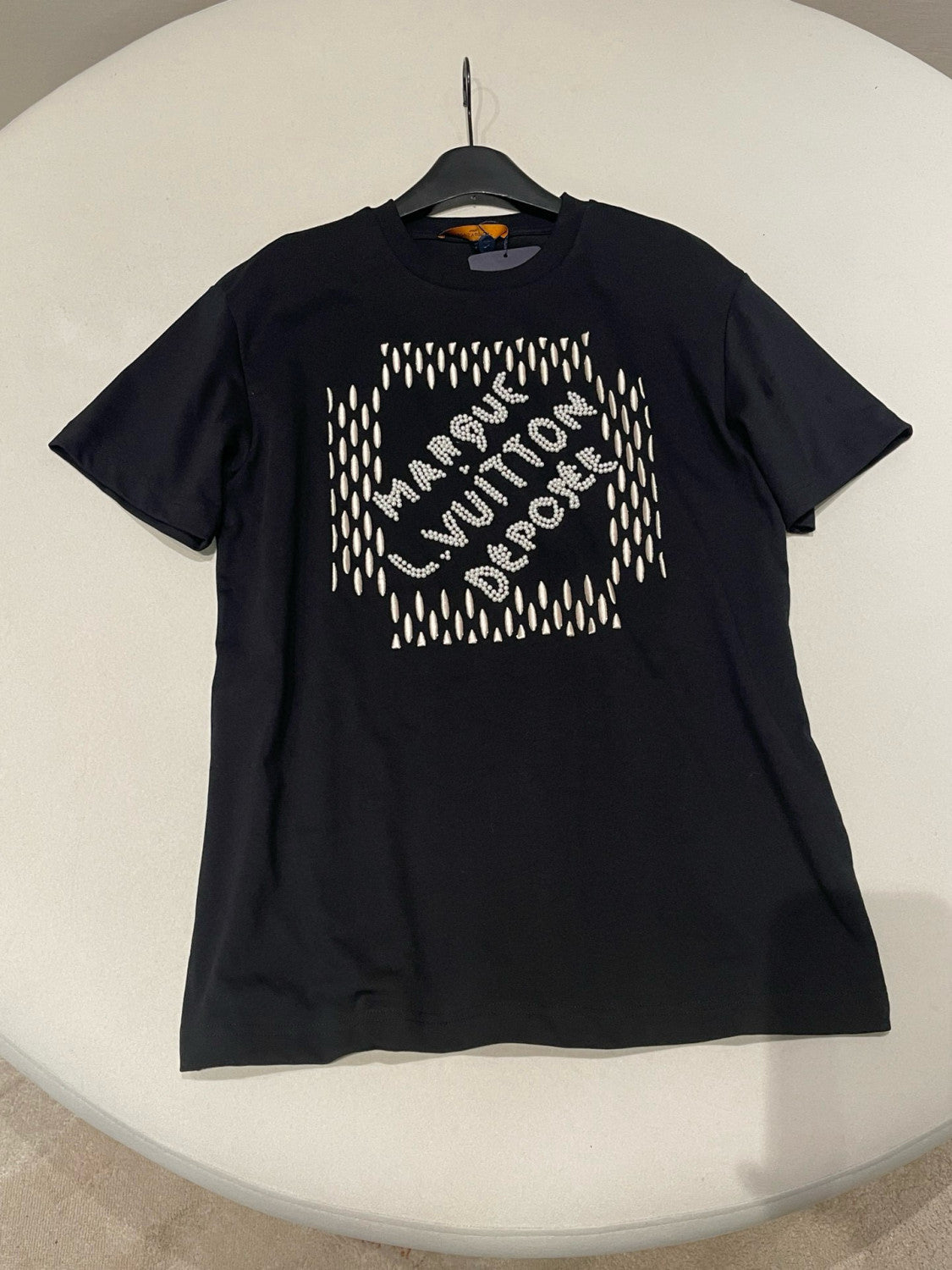Louis Vuitton Men's Women's Spring And Summer Pearl Decoration Embroidery Black Casual Temperament Round Neck Short Sleeve Body Shirt #98525