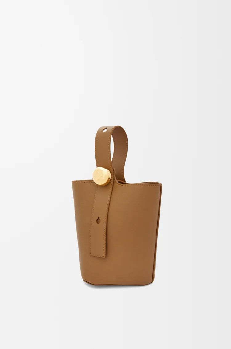 Loewe Mini Pebble Bucket In Smooth Calfskin Bags Stylish Casual Yet Luxurious And Elegant Crossbody Bag #196299