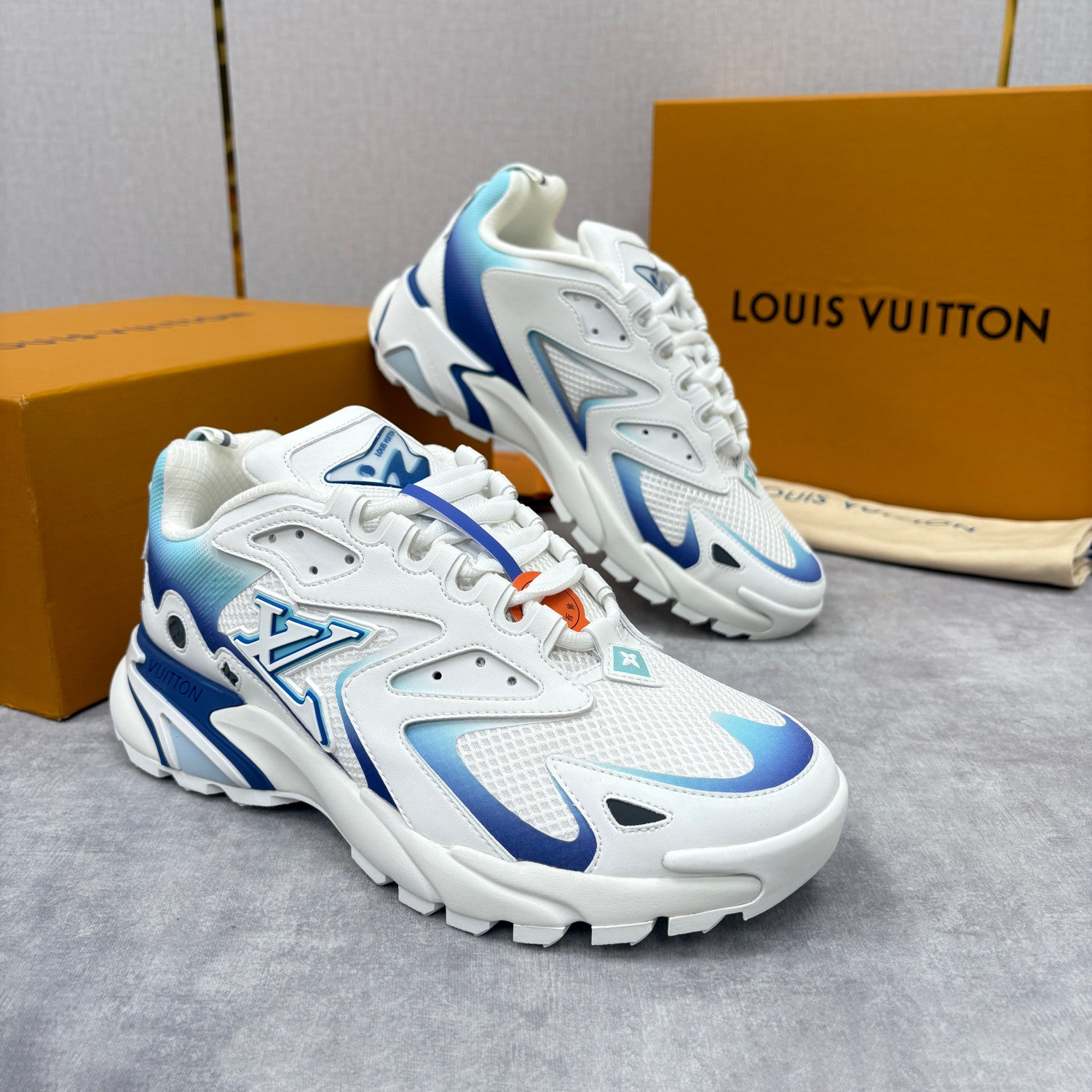 Louis Vuitton LV RUNNER TATIC Men's And Women's Spring/summer Casual Round Toe Lace Up Floral Logo Low Top Casual Sneakers Shoes #78323