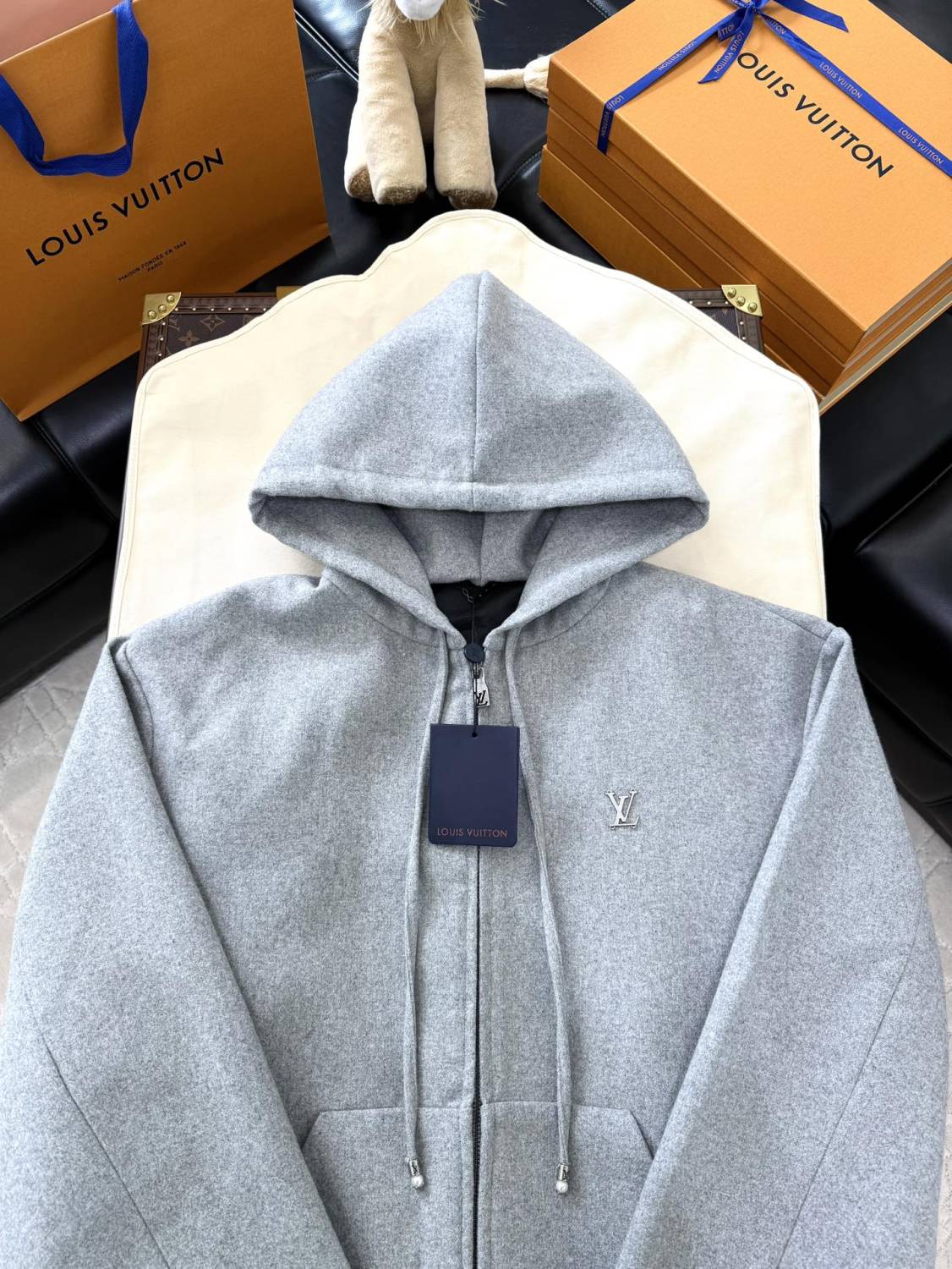Louis Vuitton Men's Spring and Autumn Solid Color Wool Fabric Hooded Zipper Long Sleeve Jacket #76269