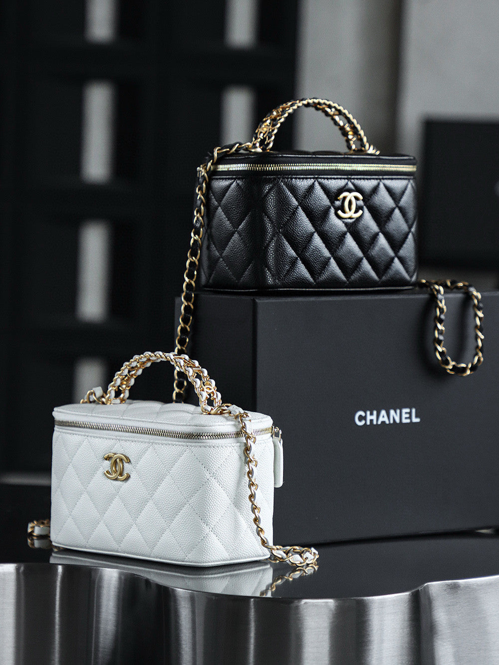 Chanel Women's Solid Color Chain Shoulder Grain Embossed Calfskin Box Bag Tote Shoulder Bags #75595