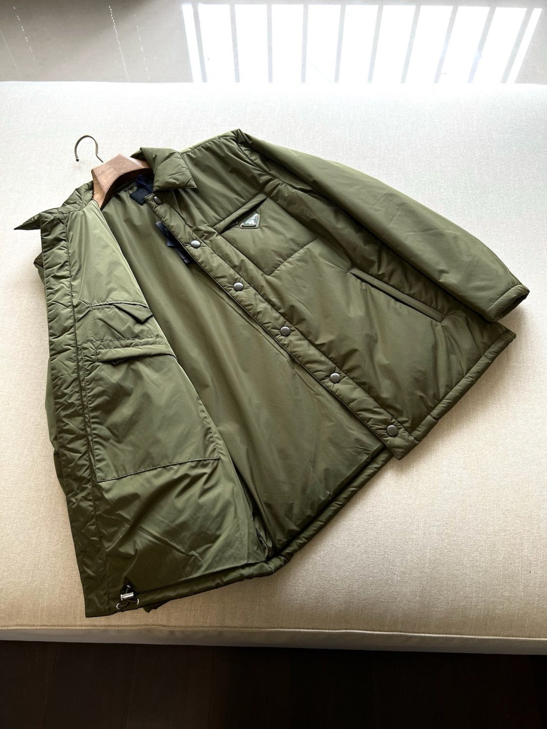 Prada Men's Autumn and Winter Solid Color Single Breasted Nylon Cotton Jacket Long Sleeve Jacket #73912