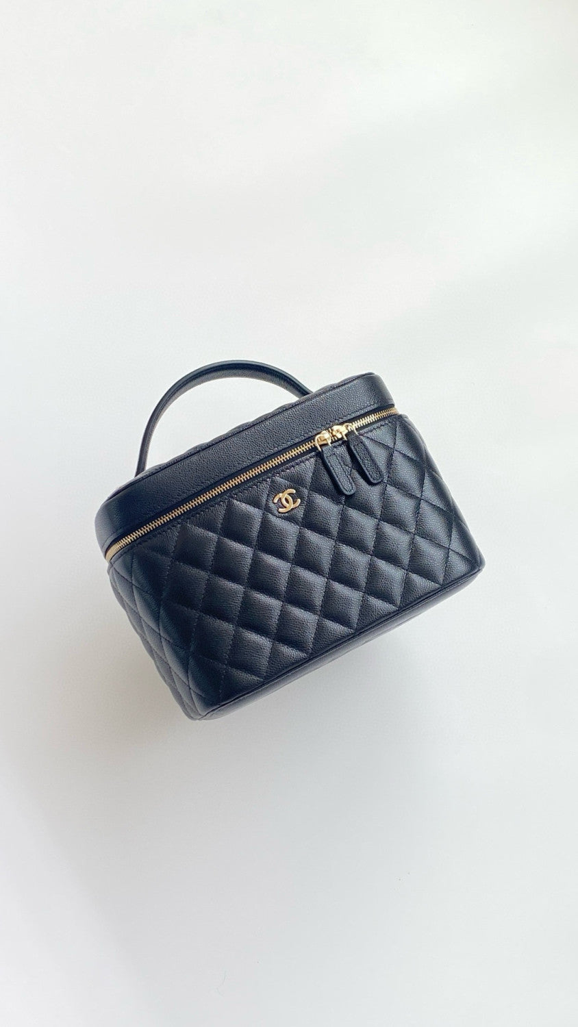 Chanel Women's Vanity Checkered Gold Buckle Leather Handbag Solid Color Casual Cosmetic Bag Bags AP2573-Y04059-C3906 #76829