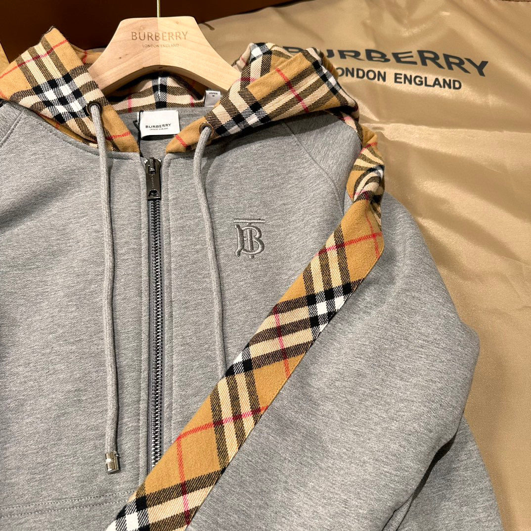 Burberry Long Sleeved Hooded Zippered Jacket #96461