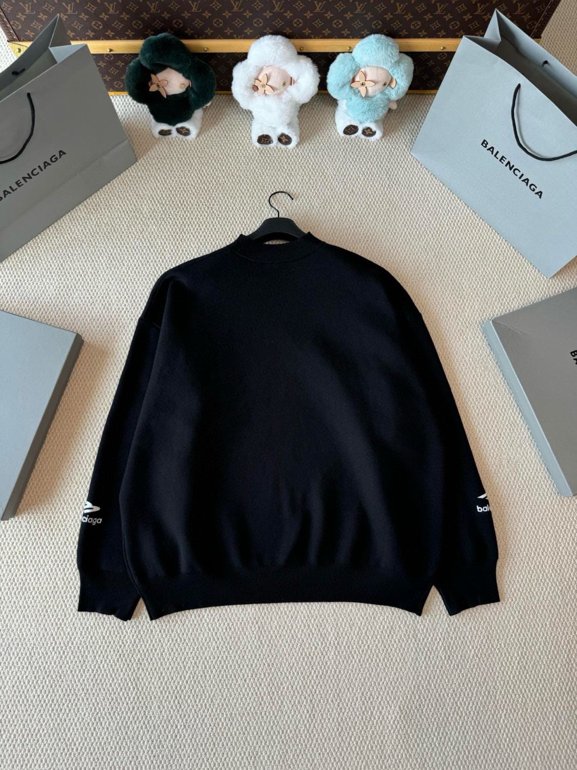Balenciaga Men's Spring and Autumn Solid Color Logo Printed Round Neck Pullover Regular Fit Long Sleeve Sweater #74275