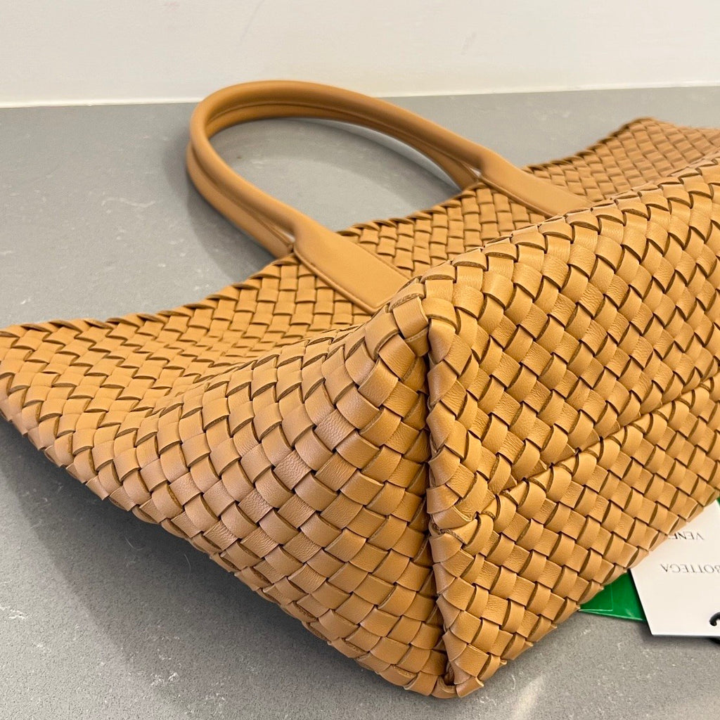 Bottega Veneta Women's Solid Color Sheepskin Woven Shopping Bag Shoulder Handbag Bag Bags #75333