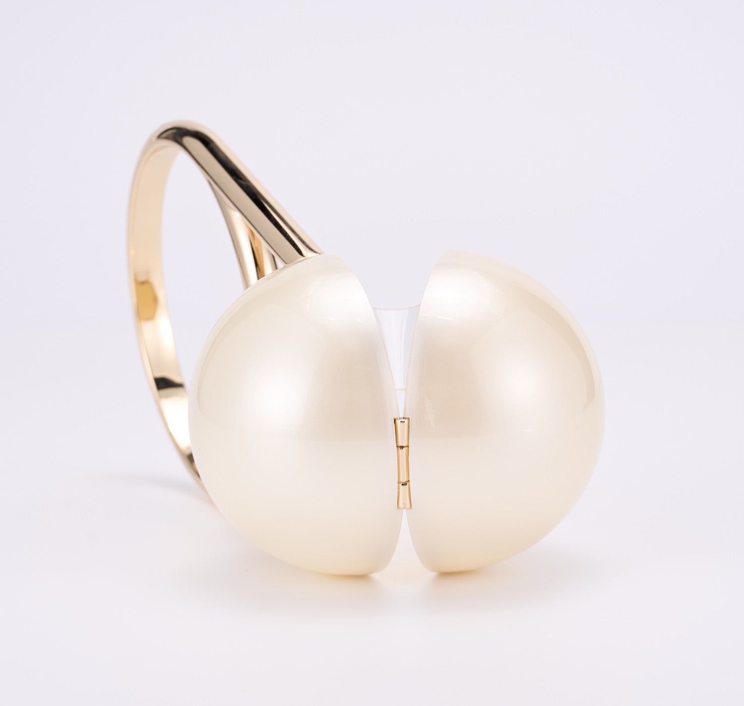 Chanel Women's Fashion Solid Color Pearl Spherical Handbag Metal Circle Handle Evening Bag Bags Ngvp #1538