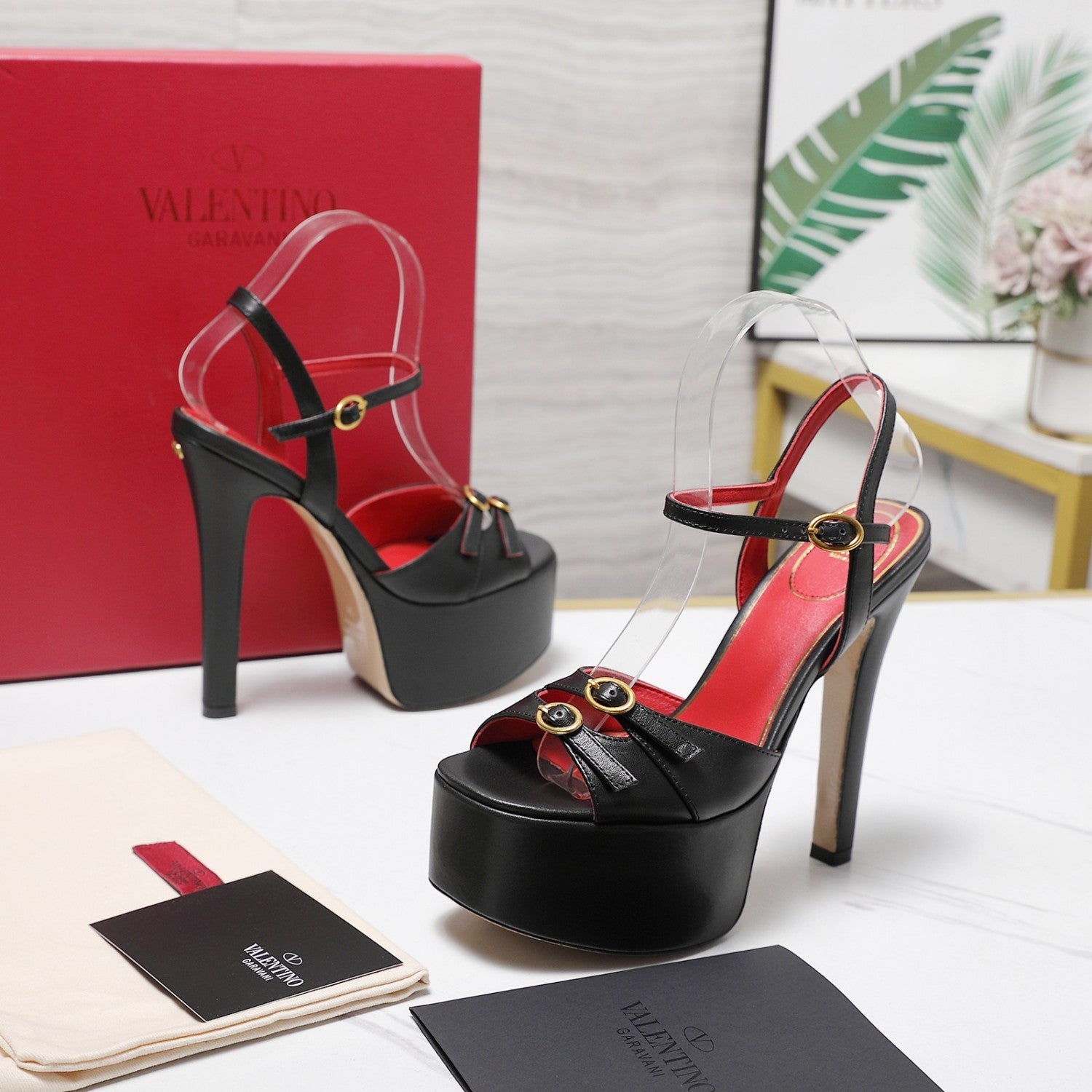 Valentino Round Toe Patent Leather High Heel Sandals 15.5CM #379994