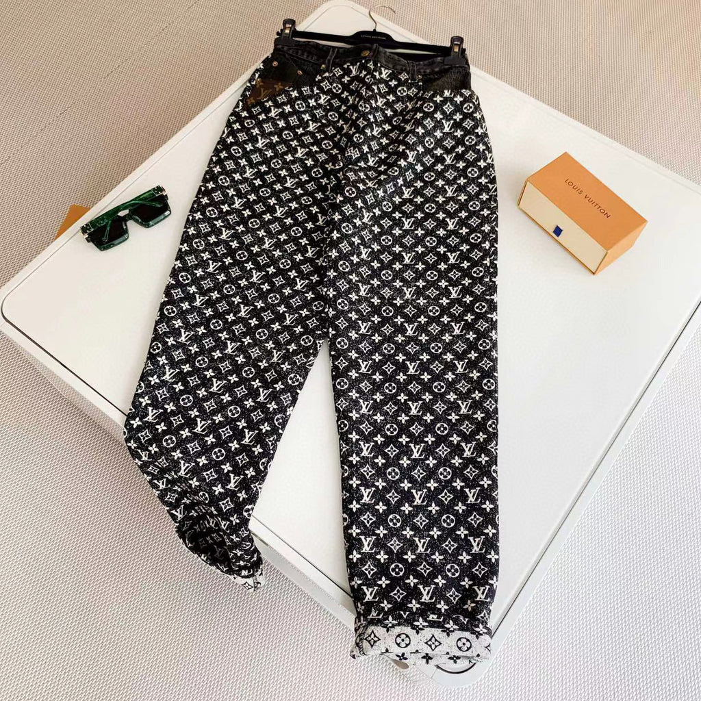 Louis Vuitton Women's Black Pants Long Jeans  #56439