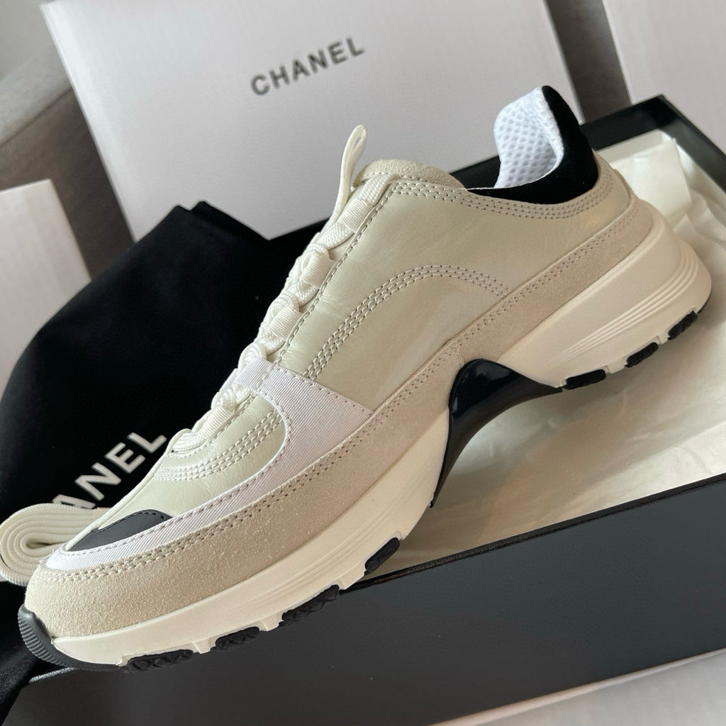 Chanel Women's Solid Color Round Toe Leather Low Top Lace-Up Sneakers Shoes #77692