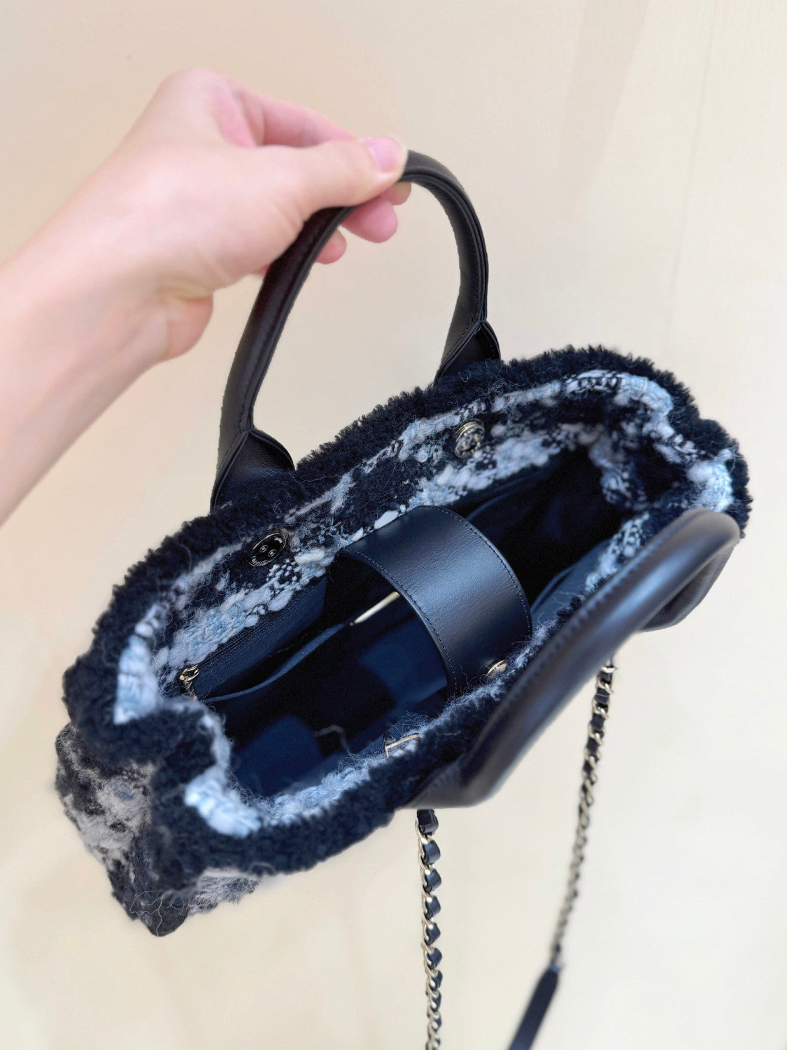 Chanel Small Tote Tweed Shearling Lambskin #376286