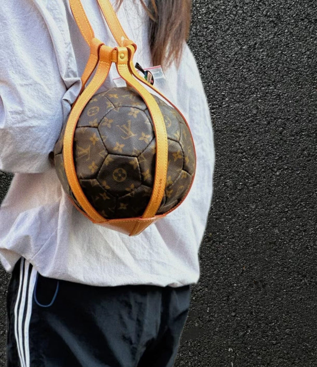 Louis Vuitton Soccer Ball Football Bag Haas Leather Rare Handbag Leather Shoulder Strap Crossbody Bags Artisanal Handbag M13894 #196187