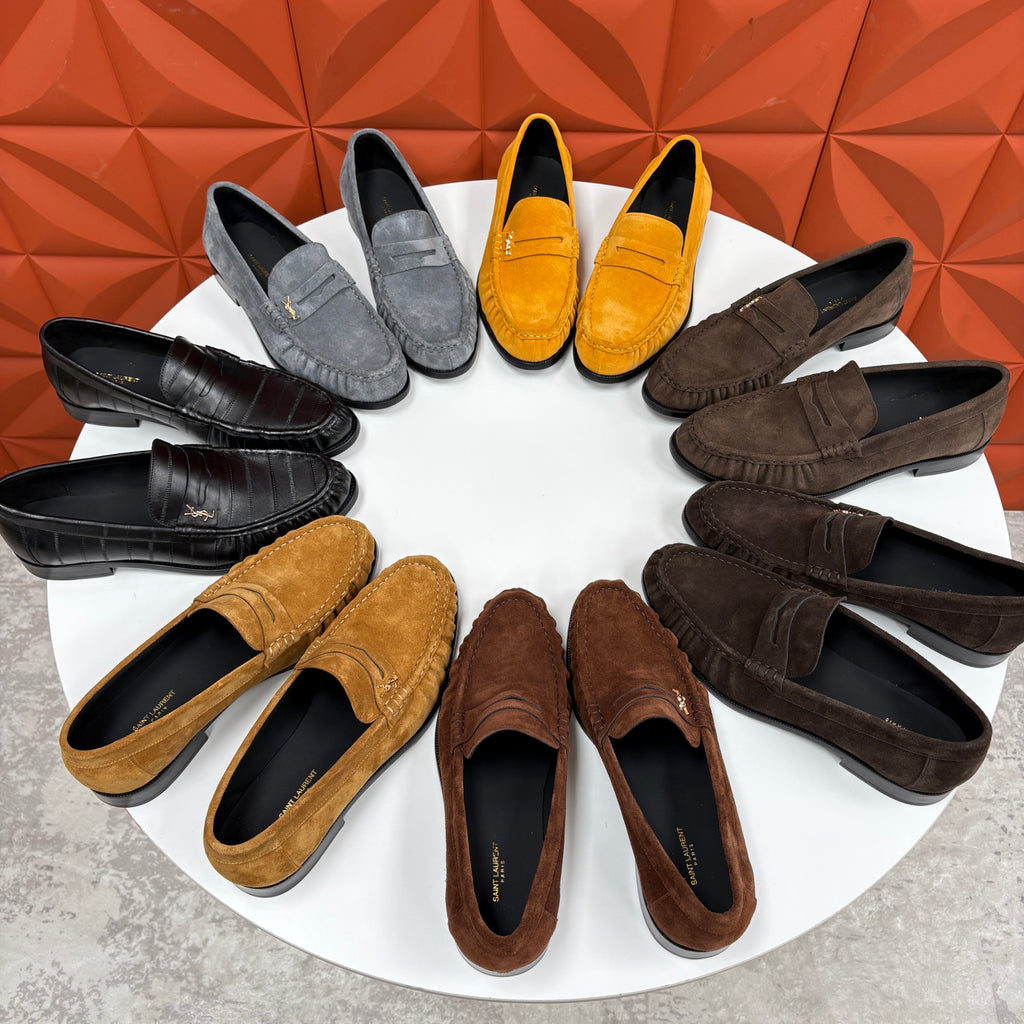 Saint Laurent LE LOAFER Supple in Suede in Brown #383805