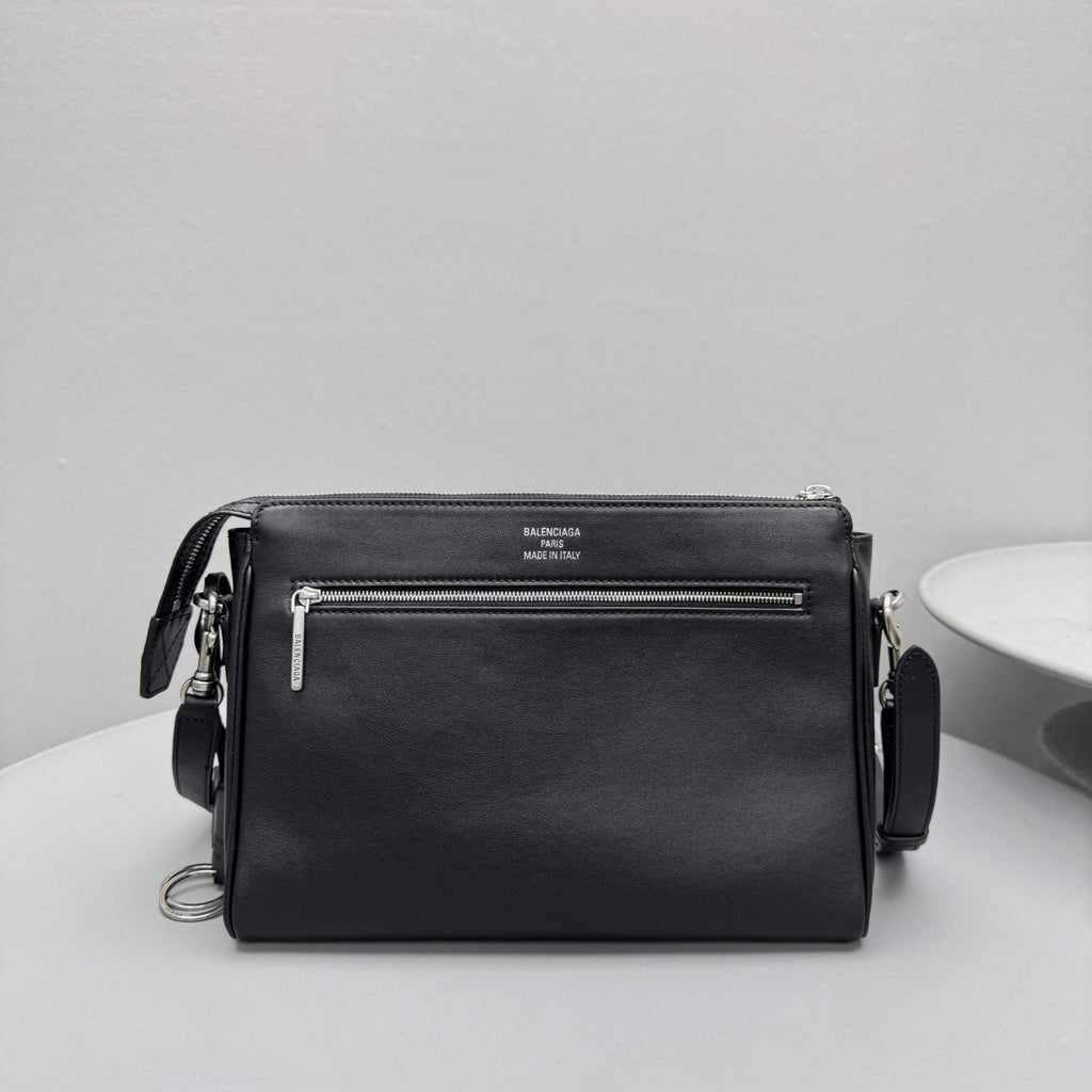 Balenciaga Bel Air Men's Solid Color Distressed Silver Metal Accessory Cowhide Messenger Bag Shoulder Bags #77339