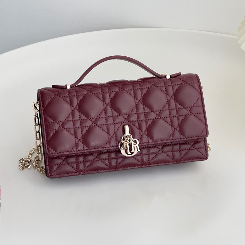 Dior Miss My Dior Minimalist Elegant Flap Bag with D.I.O.R. Charm Fashionable Casual Chain-Strap Flap Bag in Lambskin Bags S0980ONMJ_M900 #197188