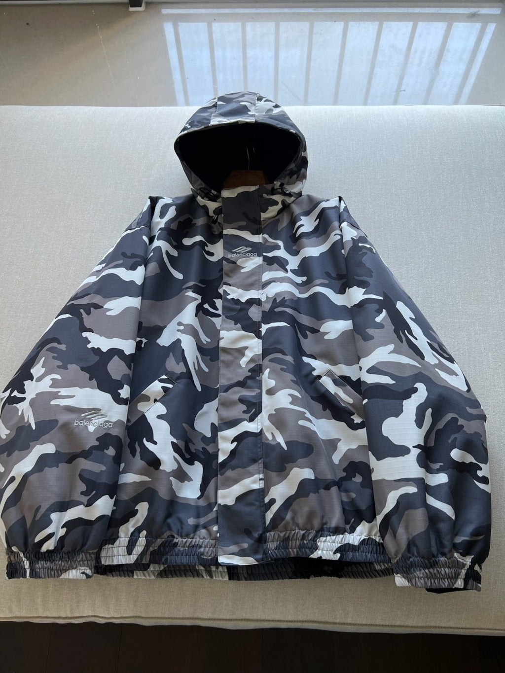 Balenciaga Men's Autumn and Winter Gray Camouflage Hooded Zipper Long Sleeve Nylon Parker Jacket Straight Ski Pants Suit Set #74772