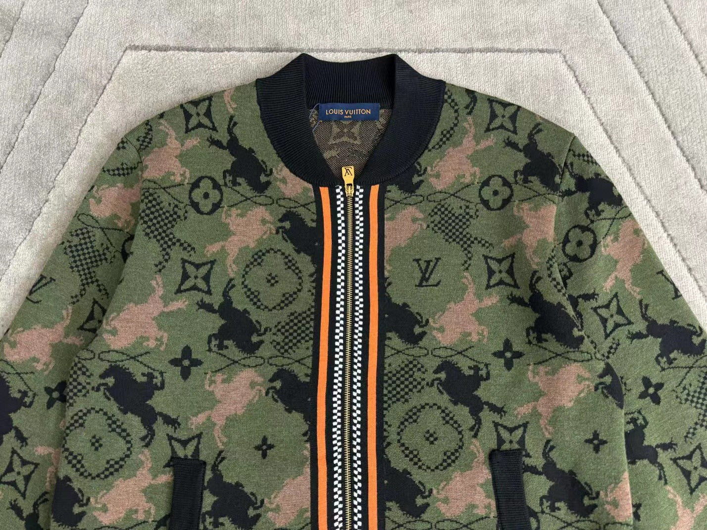 Louis Vuitton Men's Spring Autumn Solid Color Jacquard Pattern Sheep Wool Pilot Knit Long Sleeve Coat Jacket #71534