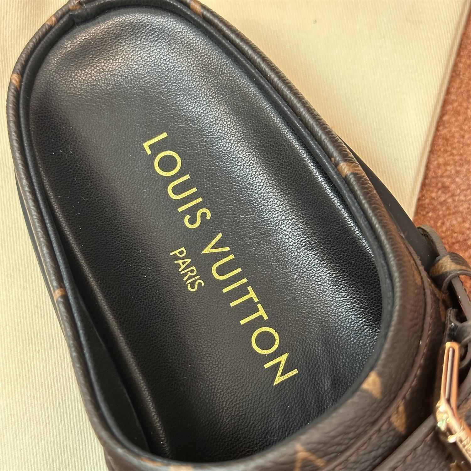 Louis Vuitton LV To-Go Comfort Women's Summer Alphabet Print Suede Leather Birkenstock Sandals Shoes #77536