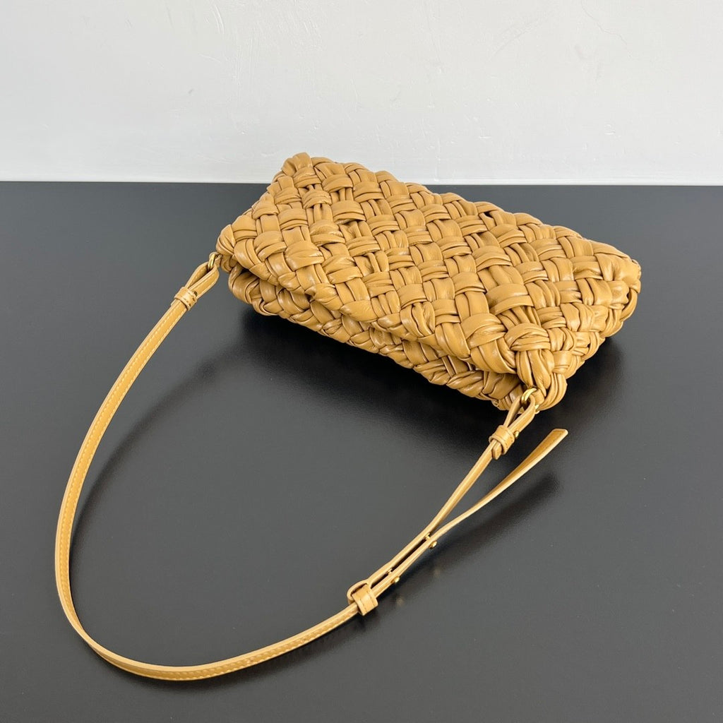 Bottega Veneta Kalimero Cha-Cha Women's Solid Color Zipper Closure Woven Cow Leather Tote Shoulder Bag Bags #75864