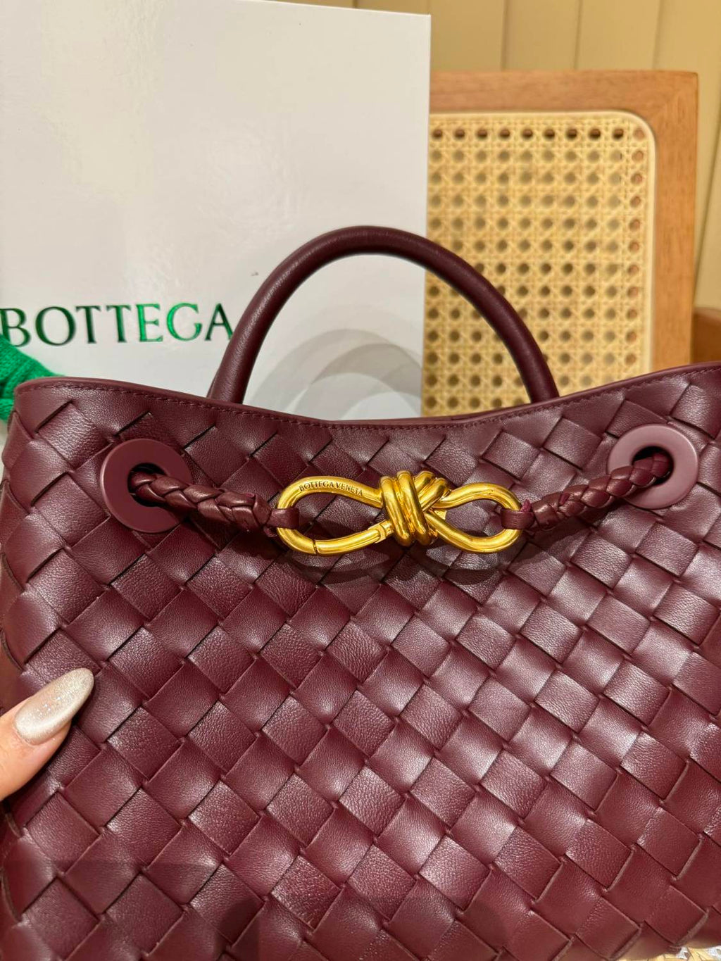 Bottega Veneta Andiamo Women's Fashion Classic Solid-Color Knitted Magnetic Snap Closure Leather Small Shoulder Bag Tote Bag Bags 766014VCPP12273 #79111