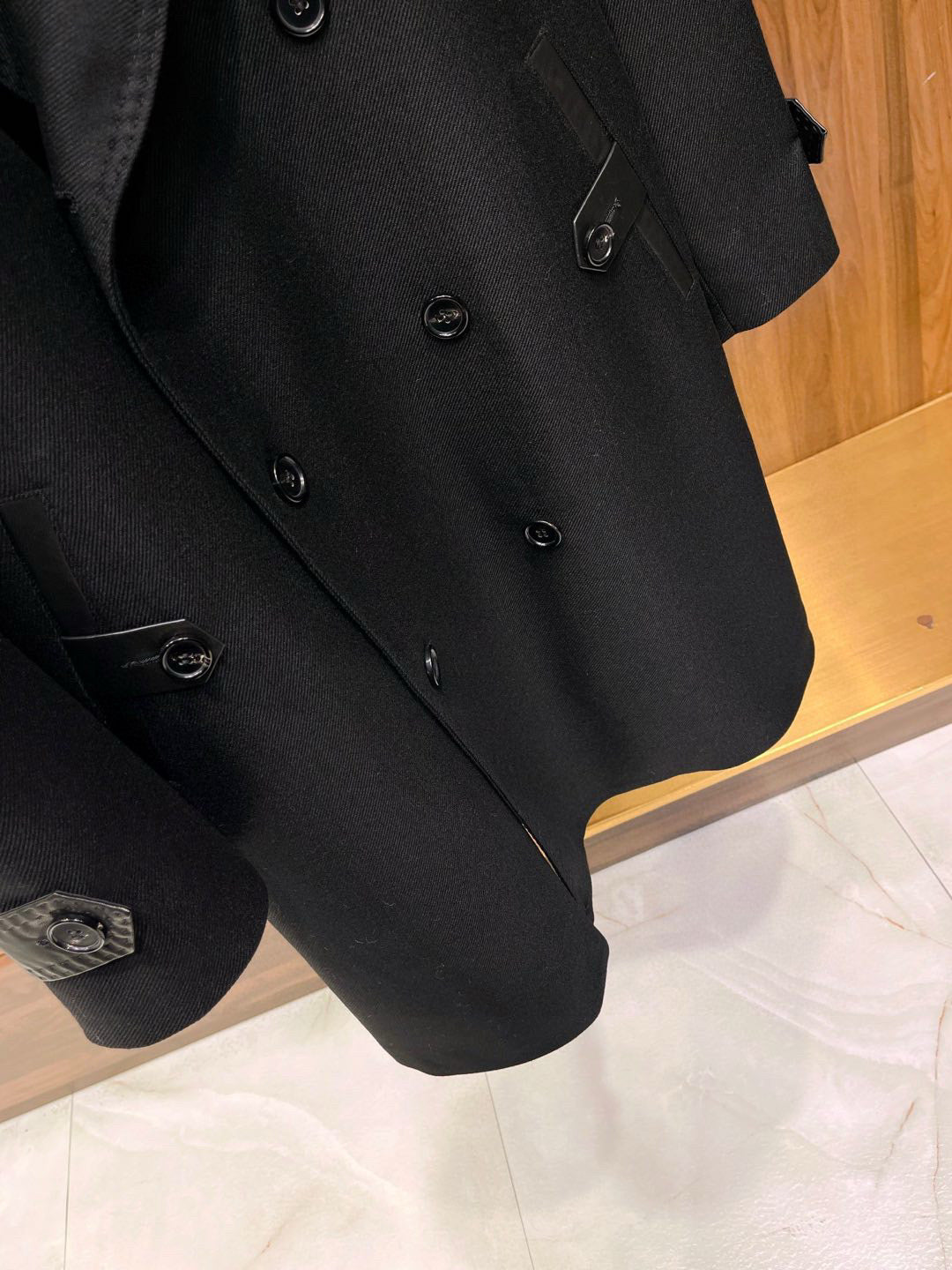 Louis Vuitton Men's Fall And Winter Mink Fur Collar Casual Down Jacket With Multiple Pockets Long Coat Ngvp #9873