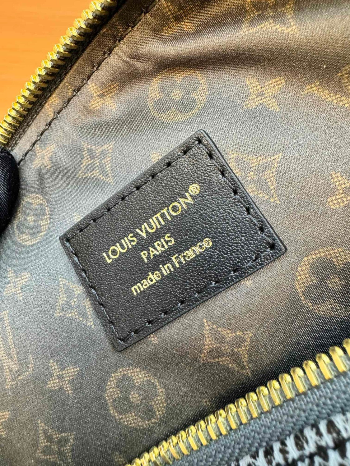 Louis Vuitton LV BIKER Women's Solid Color Metal Accessories Detachable Adjustable Shoulder Strap Sheep Leather Shoulder Handbag Bag Bags #76456