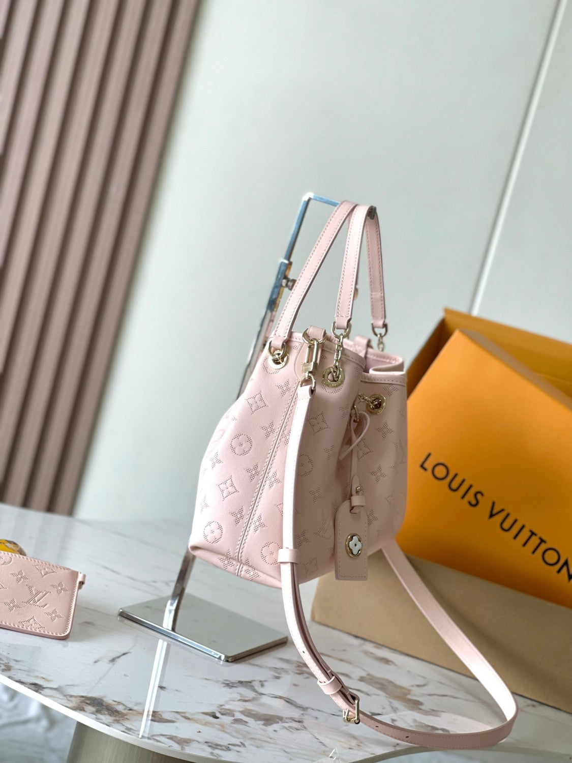 Louis Vuitton LV BUNDLE Women's Solid Color Logo Letter Print Removable Shoulder Strap Leather Single Shoulder Crossbody Tote Bag Bags #76841