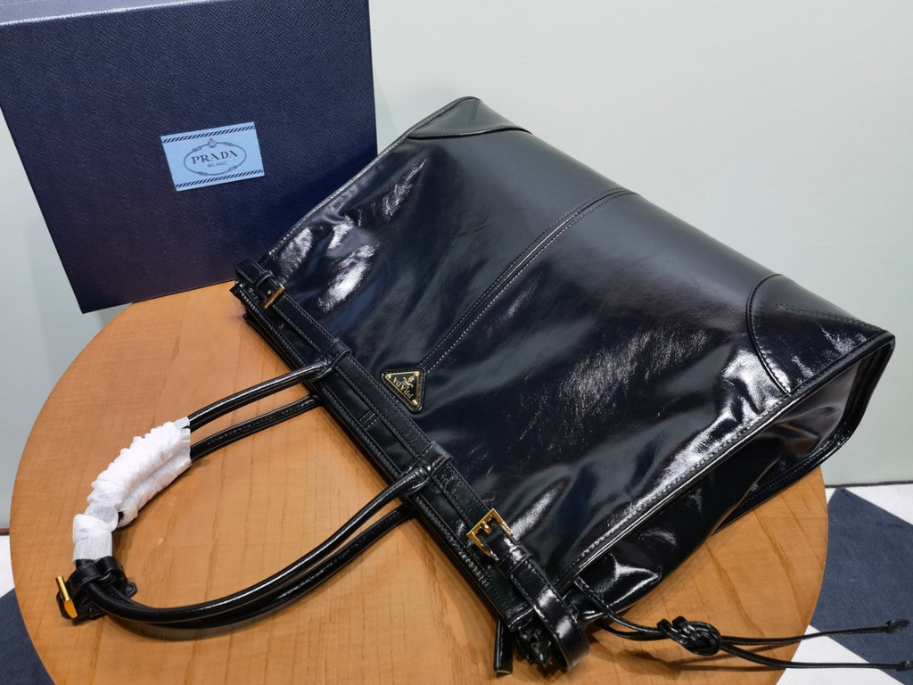 Prada Bonnie Soft Lux Women's Series Solid Color Oil-Waxed Leather Logo Handbag Casual Crossbody Bag Bags #77824
