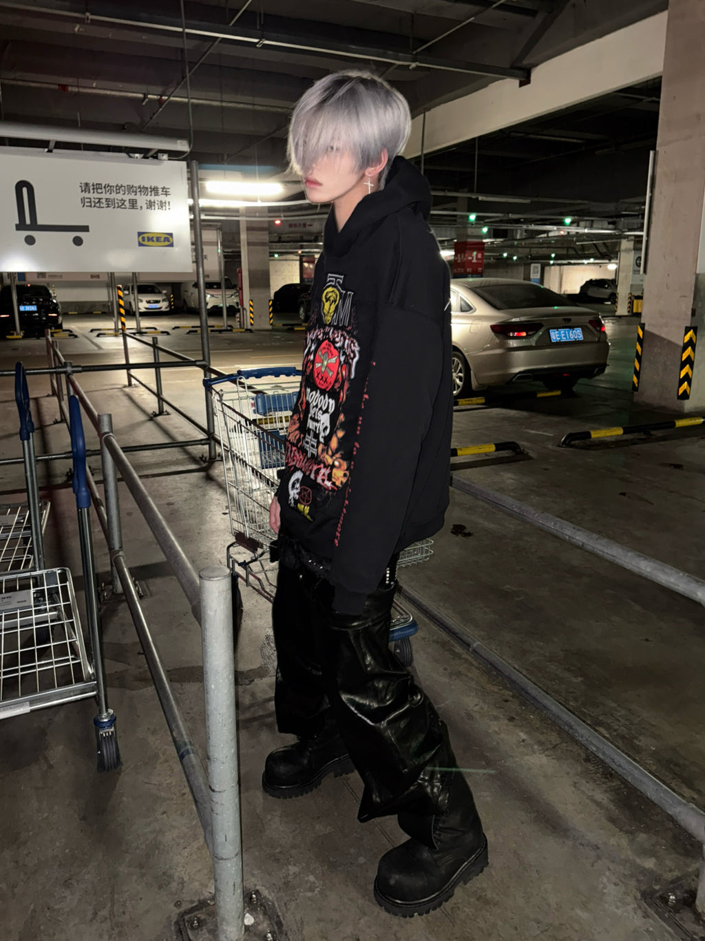 Vetements Men's Fall And Winter Black Skull Embroidery Hooded Sweatshirt Fashion Patch High Street Retro Long Sleeve Pullover Sweatshirt  Ngvp #2457