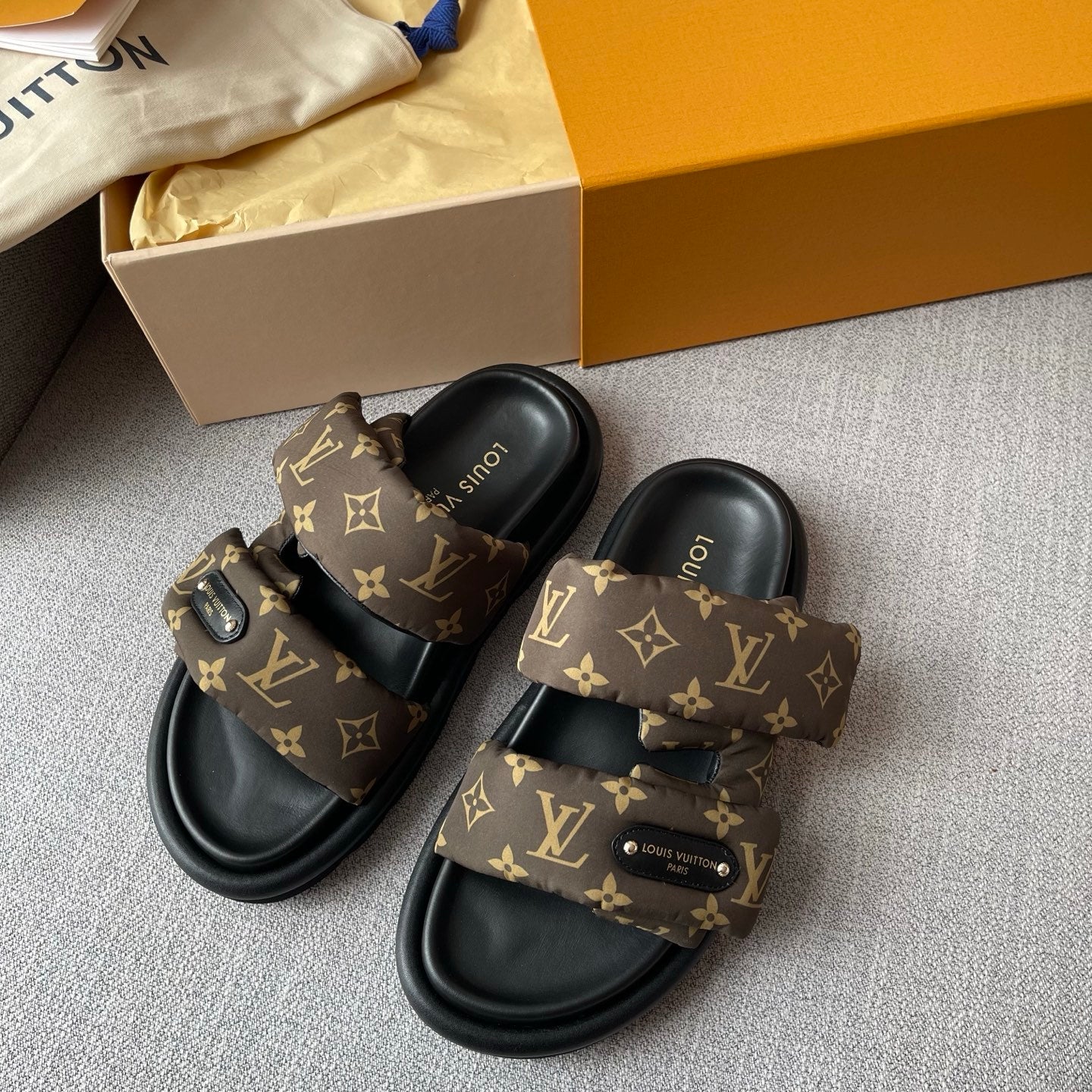 Louis Vuitton LV Pool Pillow Comfort Women's Summer Solid Color Letter Print Slippers Shoes #77247