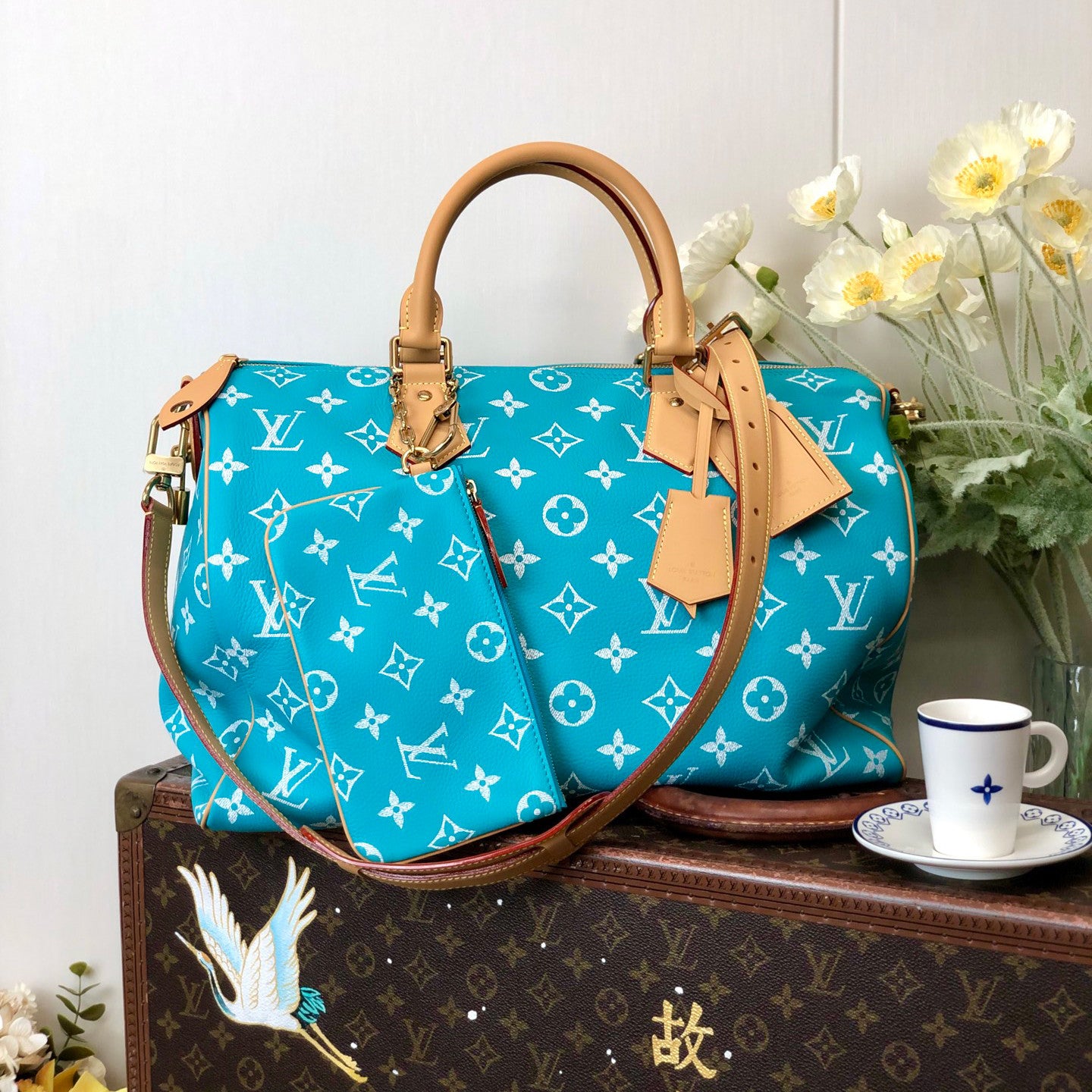 Louis Vuitton Women's Fashion Classic Lake Blue Logo Zipper Closure Leather Shoulder Bag Handbags In Small Medium And Large Sizes Crossbody Bag Bags #78664