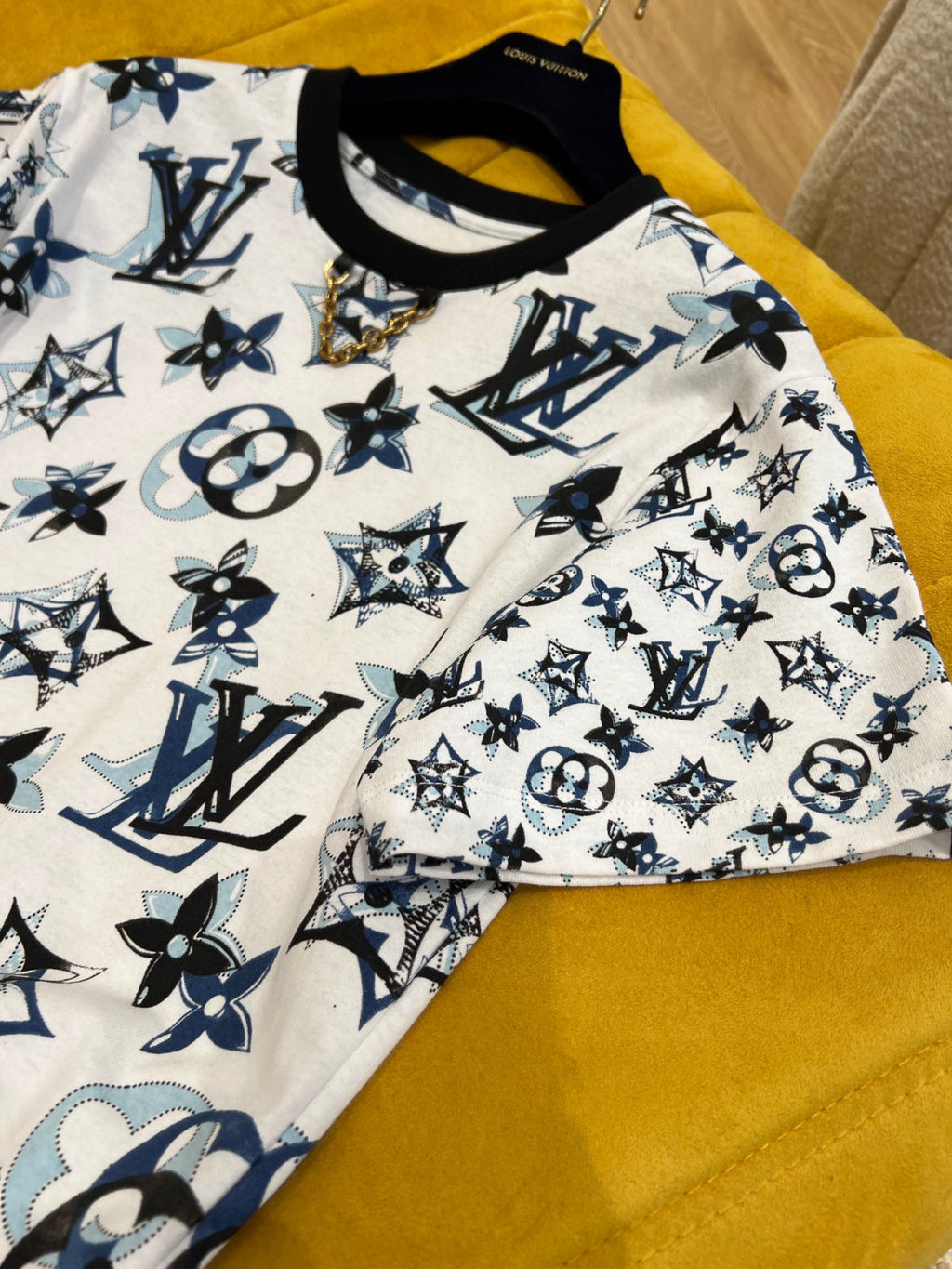 Louis Vuitton 3D Mahina Monogram T-Shirt #96749