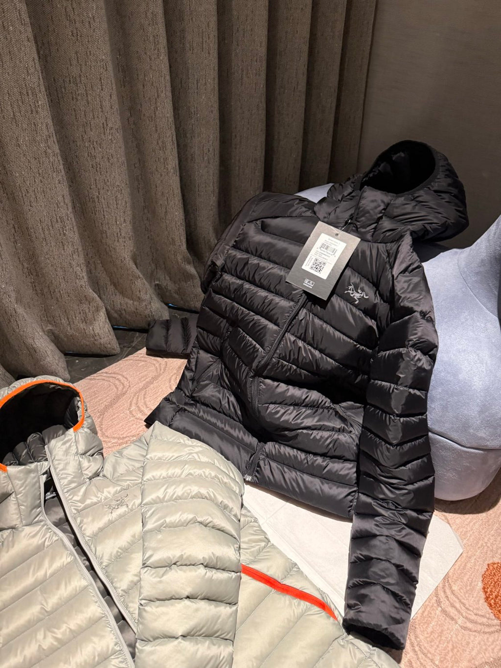 Arcteryx Cerium Hoody Lightweight Solid Color Hooded Down Jacket #334631