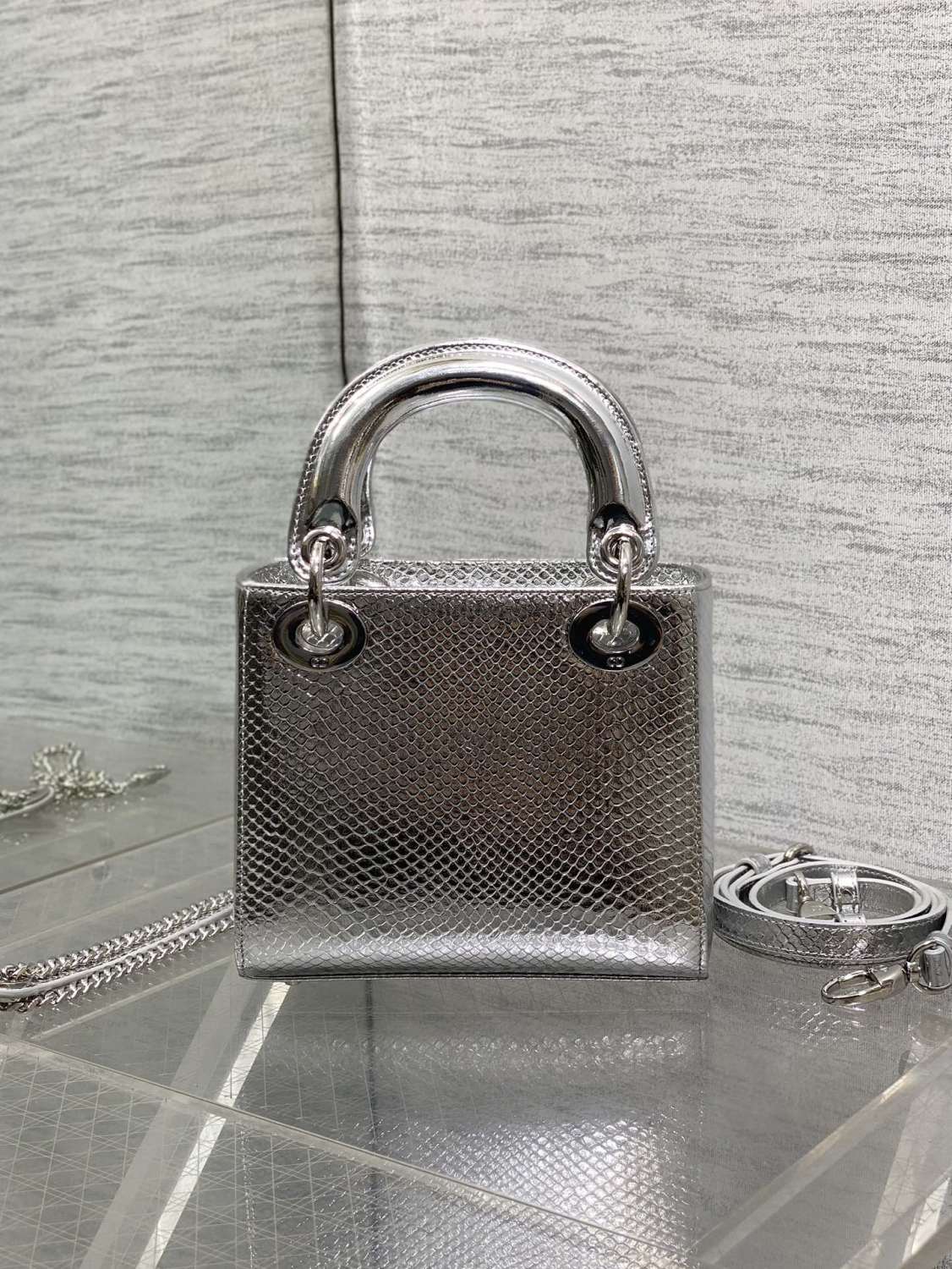 Dior Lady Women's Solid Color Metal Pendant Detachable Chain Shoulder Strap Snake Skin Single Shoulder Crossbody Handbag Bag Bags #77722