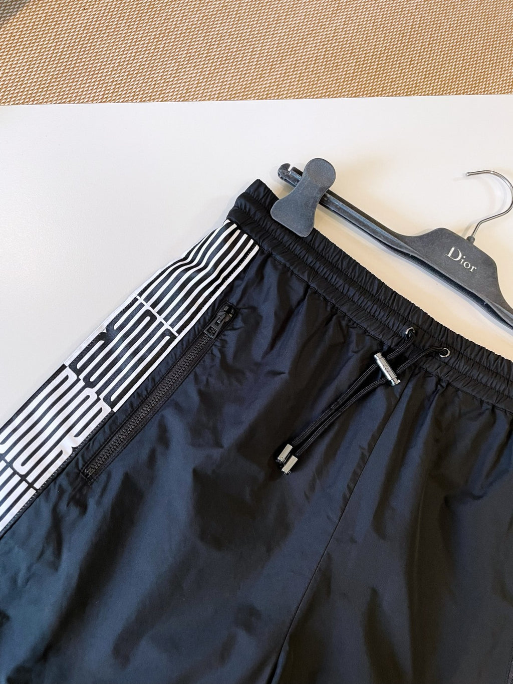 Dior Men's And Women's Summer Solid Color Casual Mid Waist Tie Loose Shorts #76144