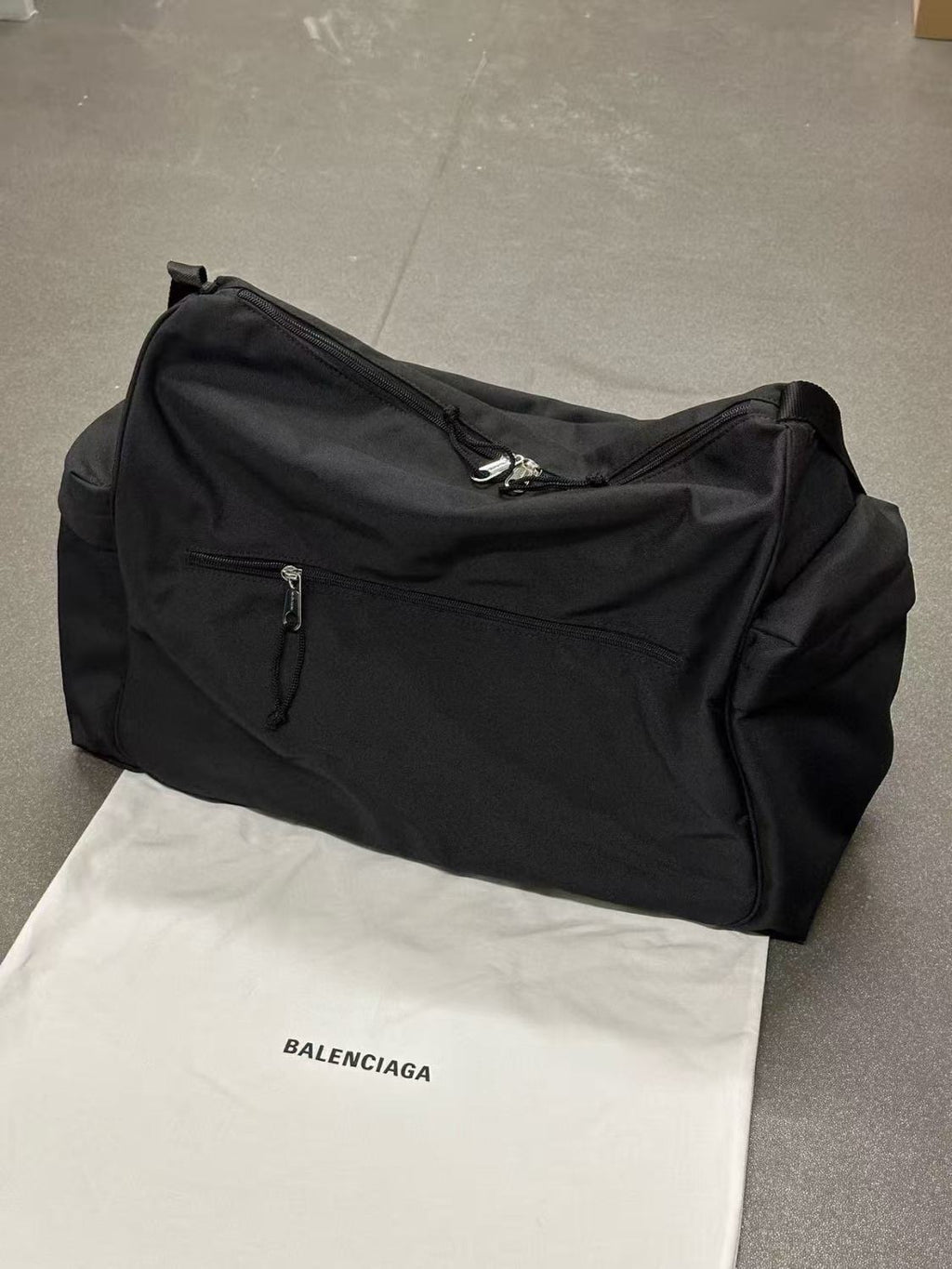 Balenciaga EXPLORER Medium Multi-Pocket Weekend Travel Bag Adjustable Shoulder Strap Stylish Casual Black Men's Bags #82446A