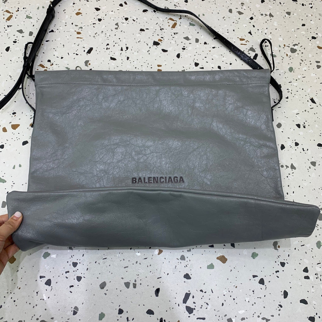 Balenciaga Women's Old Hardware Accessories Zipper Closure Sheep Leather Tote Bag Single Shoulder Crossbody Bags #75936