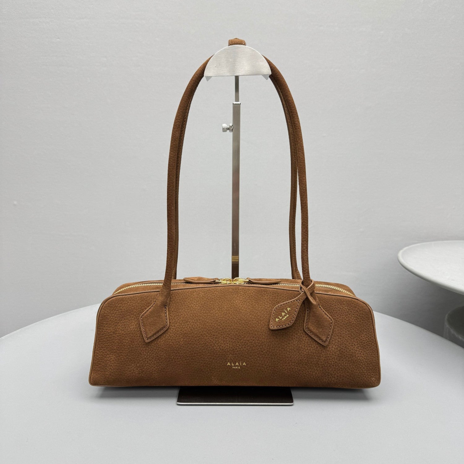 Alaia Le-Teckel Women's Suede Long Handle Handbag Solid Color Zipper Casual Shoulder Bag Bags #84181A