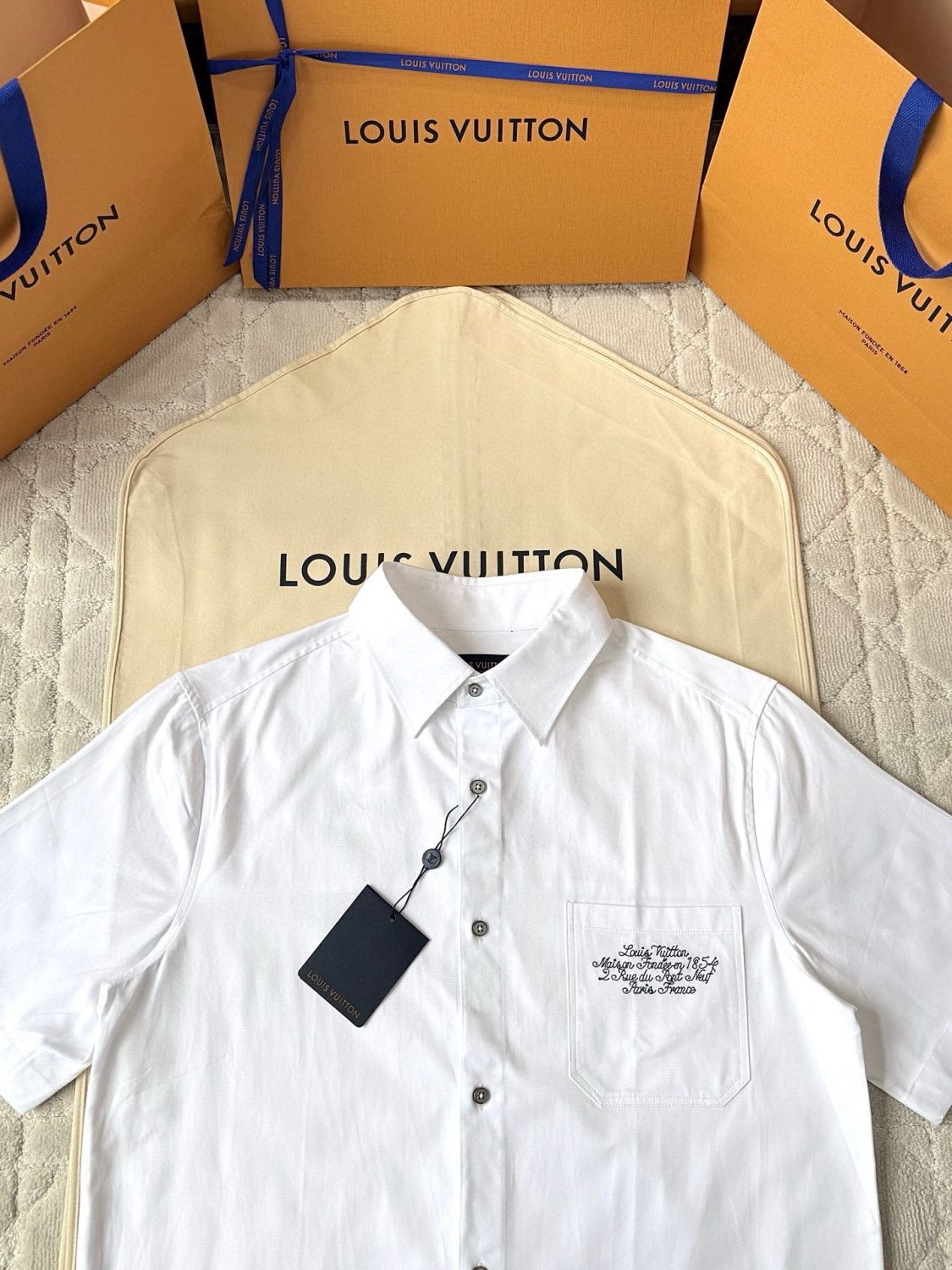 Louis Vuitton Men's Summer Casual Collared Single Breasted Letter Embroidered Short Sleeved Shirt #78427