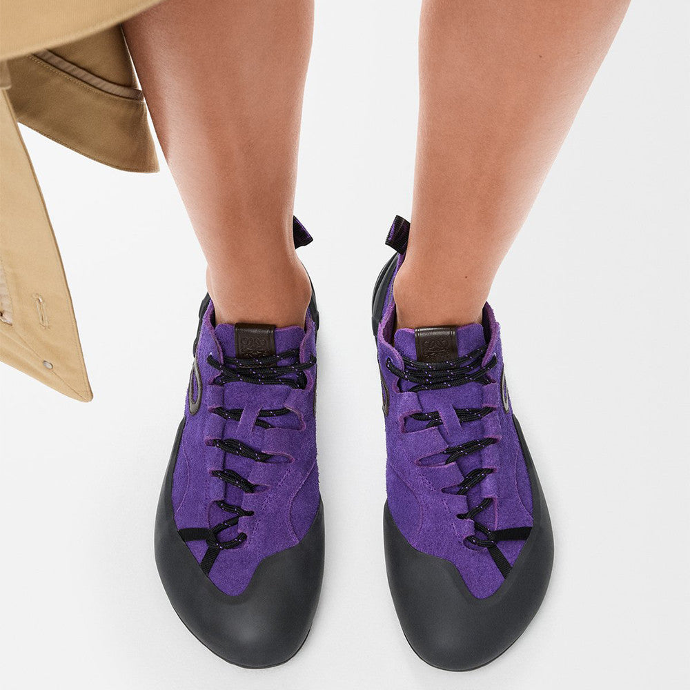 LOEWE Grip Sneaker in Calfskin Suede #381607