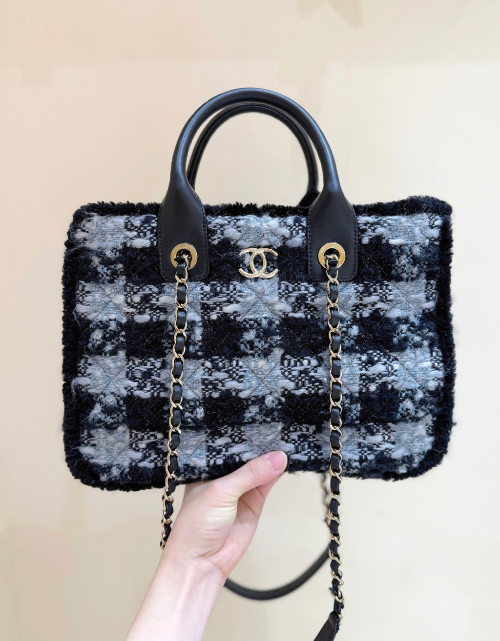 Chanel Small Tote Tweed Shearling Lambskin #376286