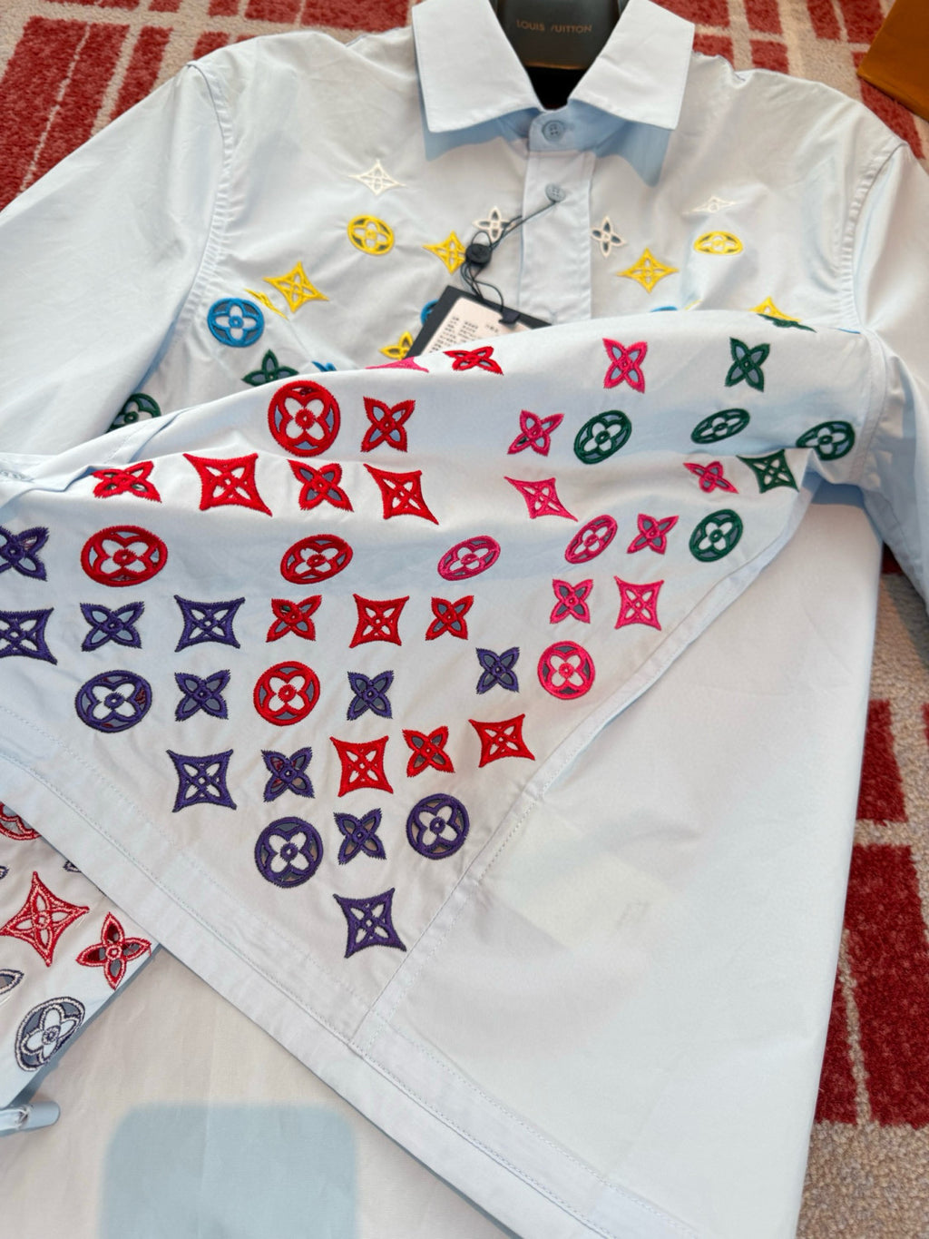 Louis Vuitton Men's and Women's Embroidered Logo Printed Single Breasted Solid Color Short Sleeve Shirt #76469
