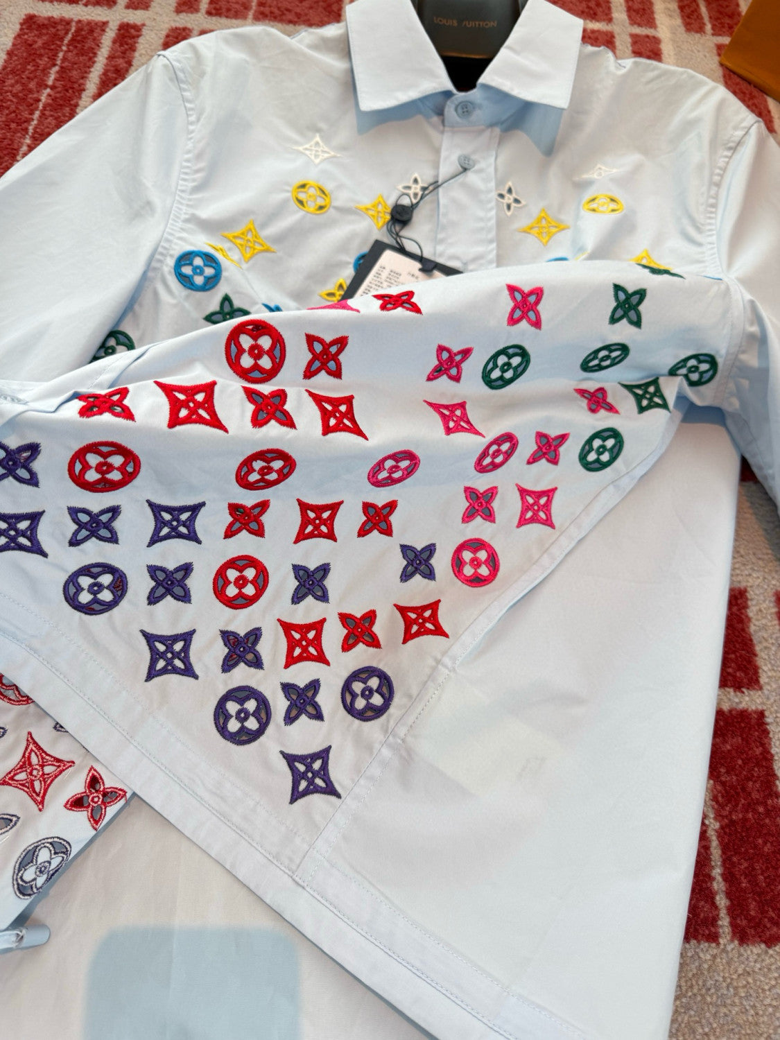 Louis Vuitton Men's and Women's Embroidered Logo Printed Single Breasted Solid Color Short Sleeve Shirt #76469