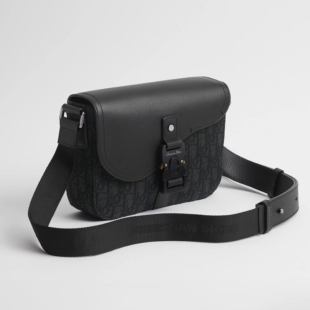 Dior Men's Small Spring/summer Saddle-style Flap Messenger Bag In Black With Oblique Print Fabric And Black Calfskin Chest Pouch Bag Shopping Bag 1ADPO049YKS_H00N #195817